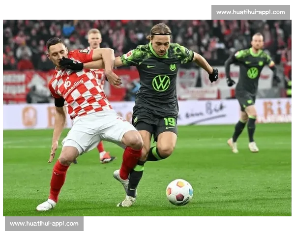 土超萨姆松体育追逐大阪钢巴边卫半田陆，转会费谈判进入关键阶段